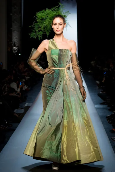 Look 52